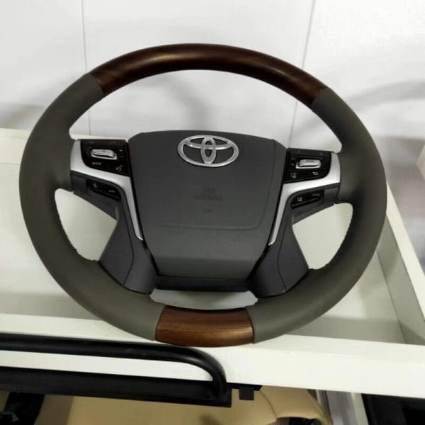 Toyota Land Cruiser  Steering Wheel - Image 2
