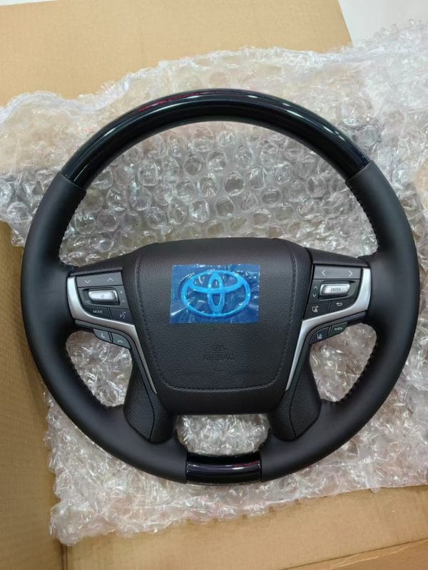 Toyota Land Cruiser  Steering Wheel - Image 3